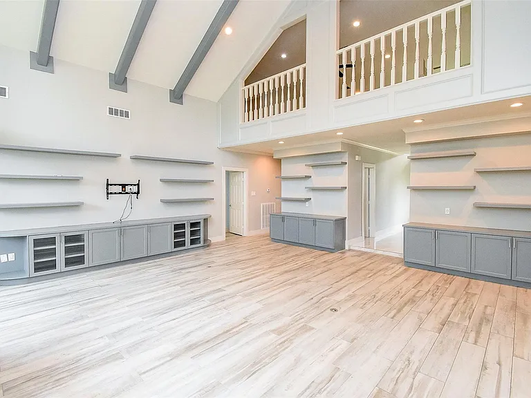 755 Last Arrow Dr — Photo 20