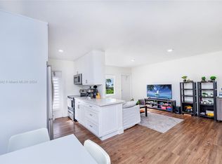 95 Edgewater Dr APT 107, Coral Gables, FL 33133