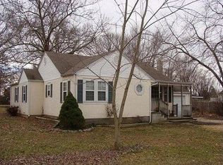 836 E Dorris Ave, Mountain Grove, MO 65711