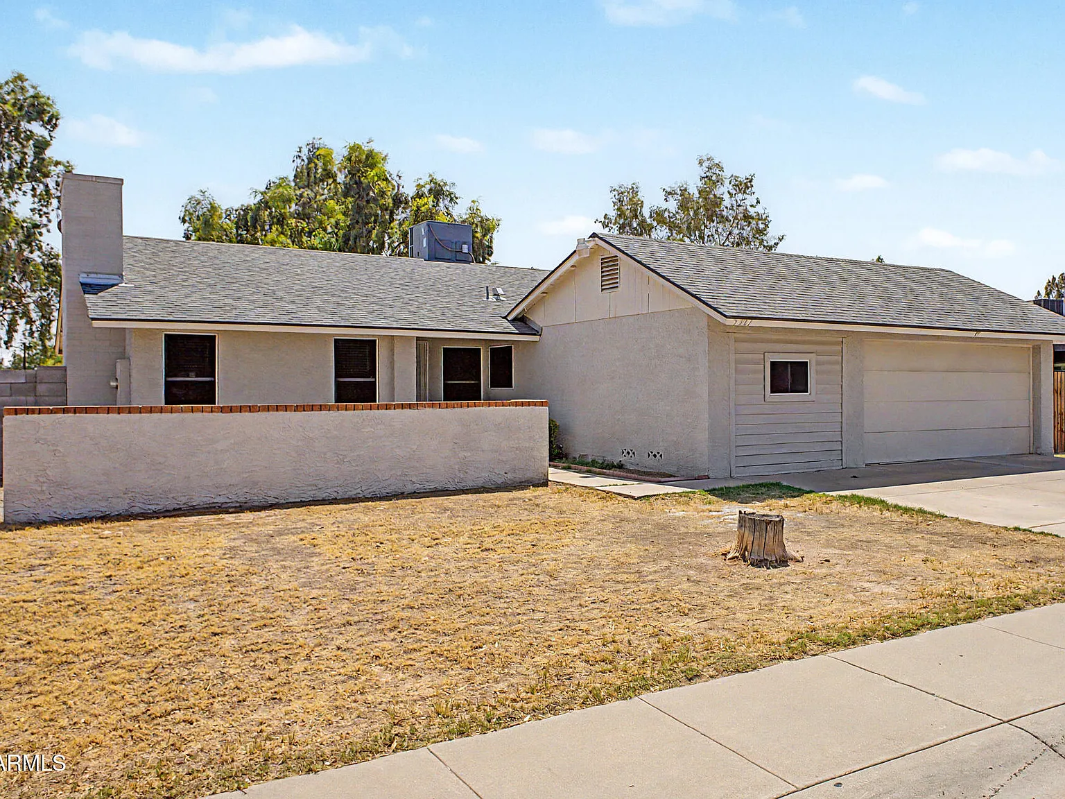 4 bed, 2.0 bath, 1672 sqft, $2,200 — Photo 2