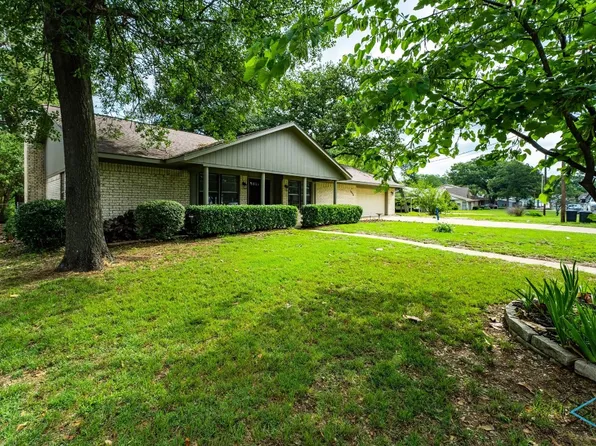 18474 Hickory Cir, Kemp, TX 75143