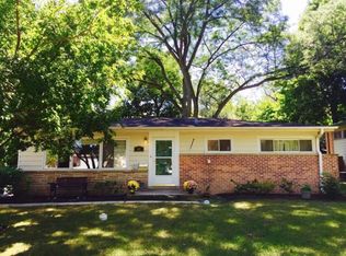 105 W Pleasant Hill Blvd, Palatine, IL