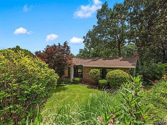 4th image of 2034 Raintree Dr