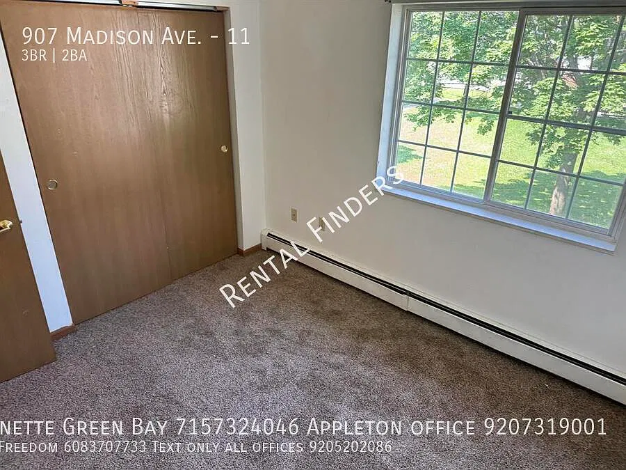 3 bed, 1.5 bath, $1,195 — Photo 2