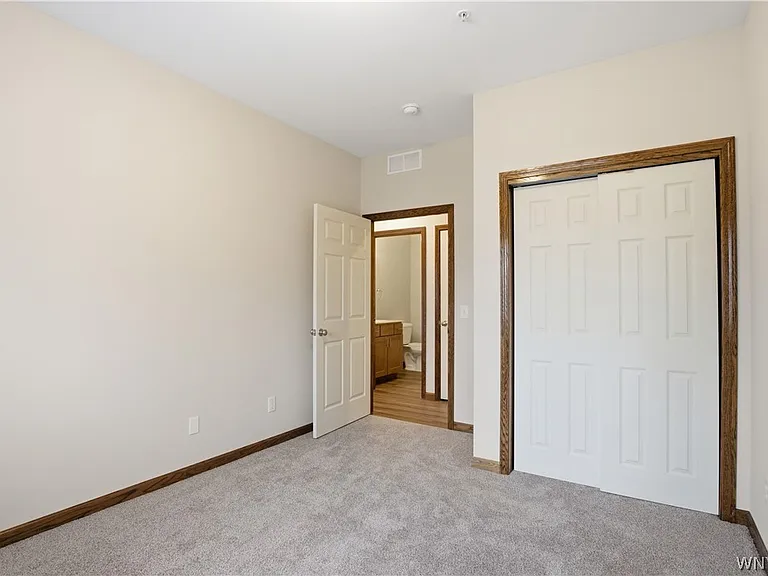 1130 Orchard Park Rd — Photo 16
