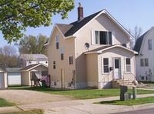 415 2nd Ave NE, Waseca, MN 56093