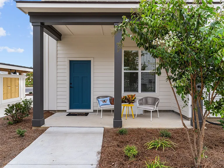 Towne Porch