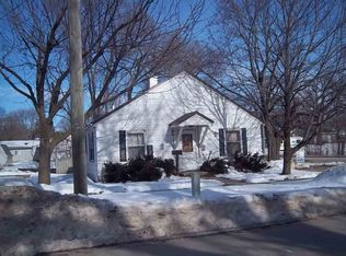 600 8th St SW, Independence, IA 50644