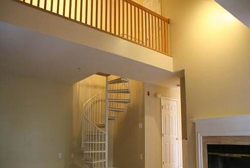 4th image of 9808 Lake Pointe Ct APT 303