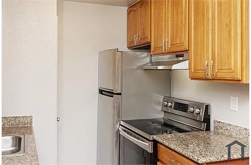 3024 Fruitvale Ave #15 Photo 1
