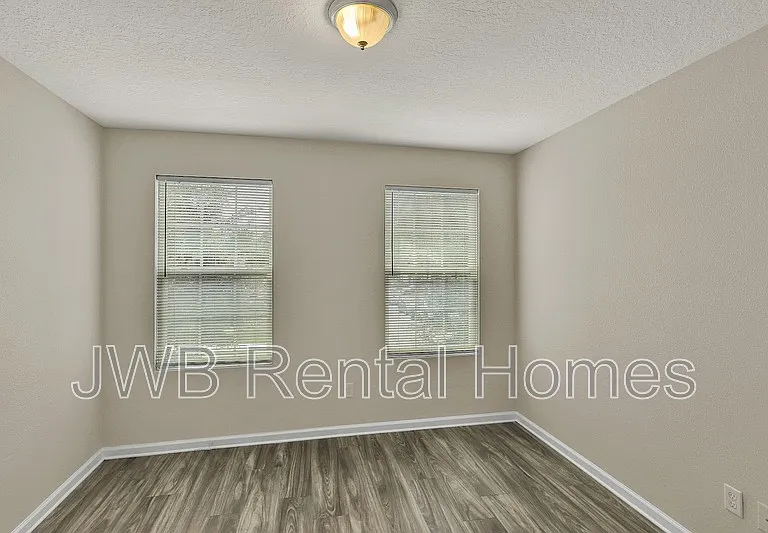 2813 Hidden Haven Rd — Photo 12