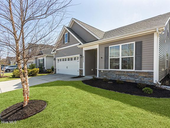 3rd image of 6253 Sweet Gum Drive