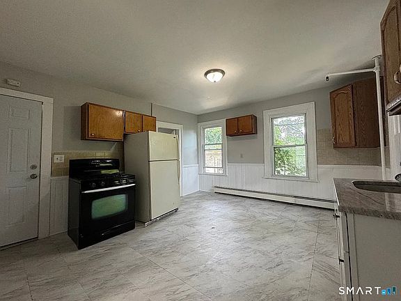 3rd image of 113 Green Street