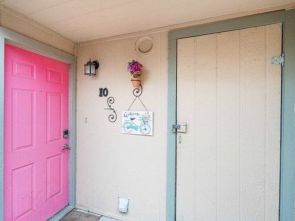 3rd image of 408 Ira Ave
