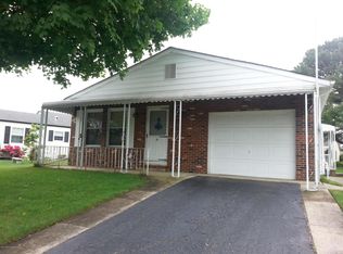 11 Claremont St, Toms River, NJ 08757