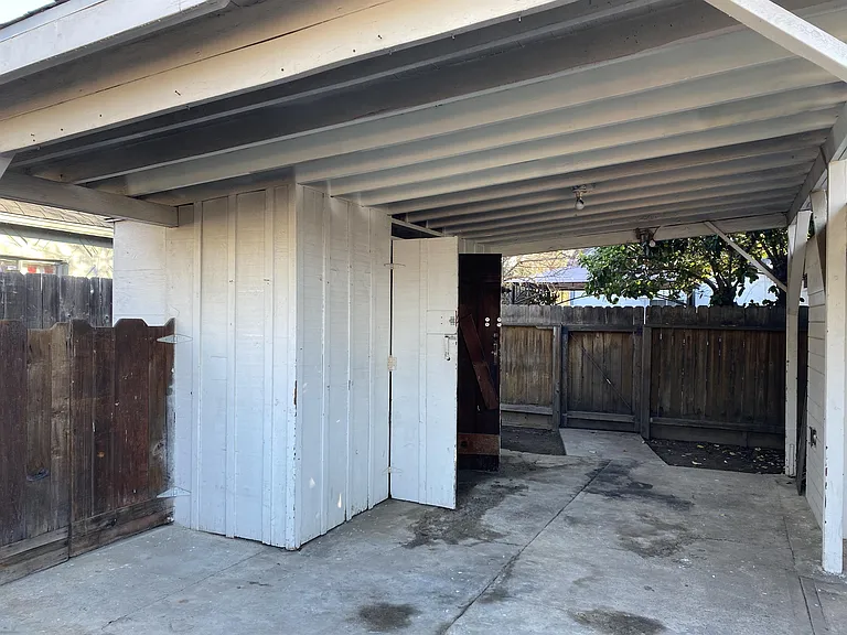 517 Dawn Dr — Photo 37