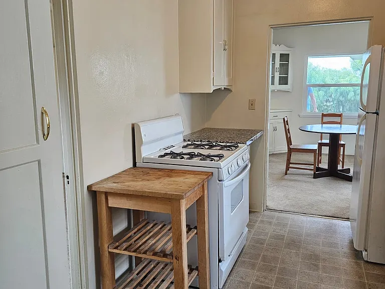 5728 Adelaide Ave — Photo 12