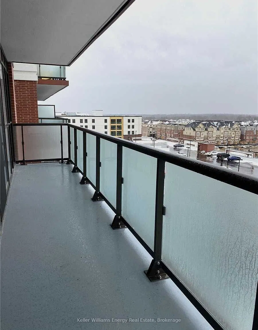 Uc Tower — Photo 1