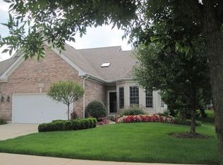 1N210 Mission Ct, Winfield, IL 60190