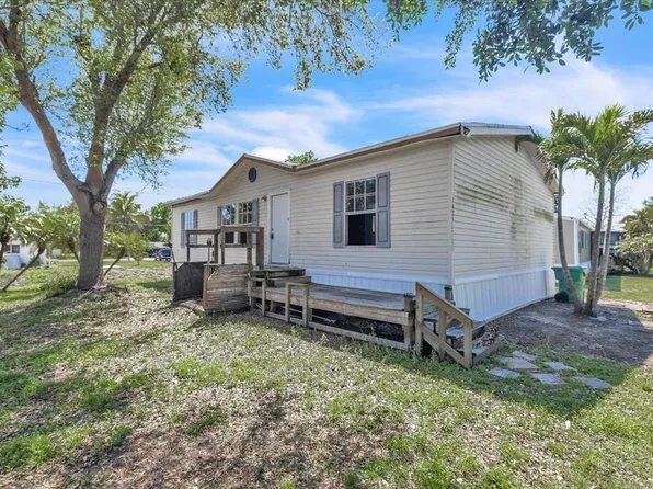 1425 Hickory Ave, Punta Gorda, FL 33950
