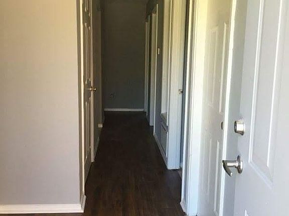 3rd image of 12689 Pioneer Ln