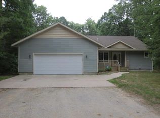 1710 E Ricky Dr, Muskegon, MI 49445