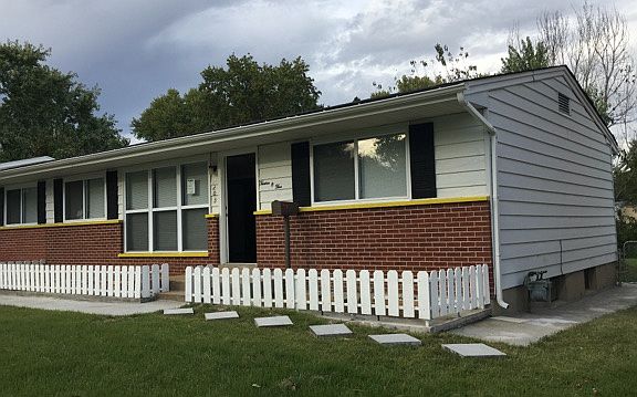 2nd image of 1205 Bellarmine Ln