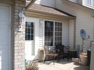 2795 Ranchview Ln N UNIT 2, Plymouth, MN 55447