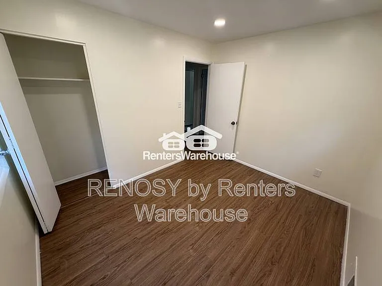 5705 Fieldview Ct — Photo 16