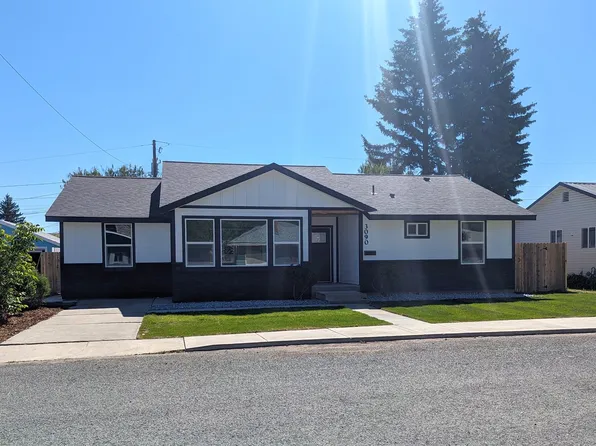 3090 N 3rd St, Baker City, OR 97814