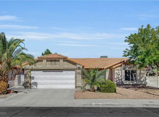 2820 Gentilly Ln, Las Vegas, NV 89108