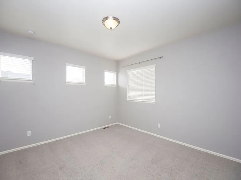 2121 Cutting Horse Dr — Photo 41