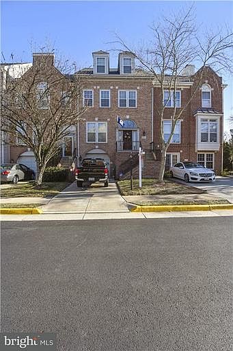 1st image of 5539 Sully Lake Dr