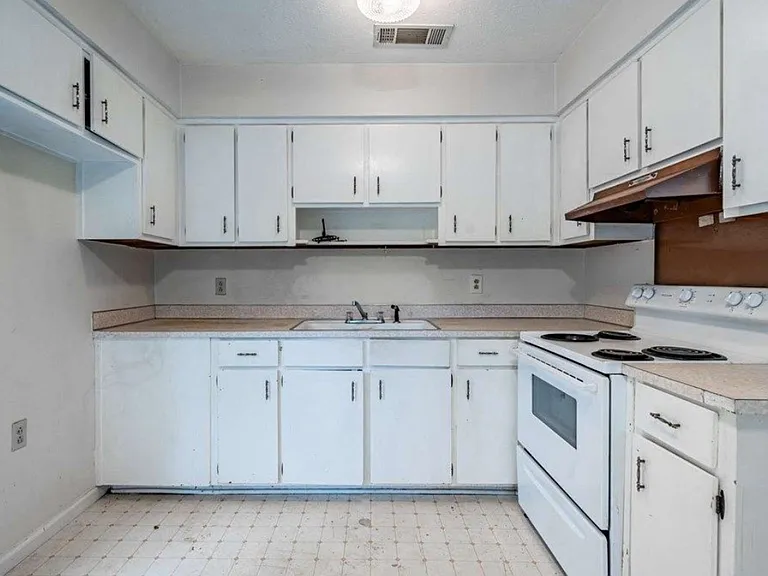 510 Windsor Dr #A — Photo 4