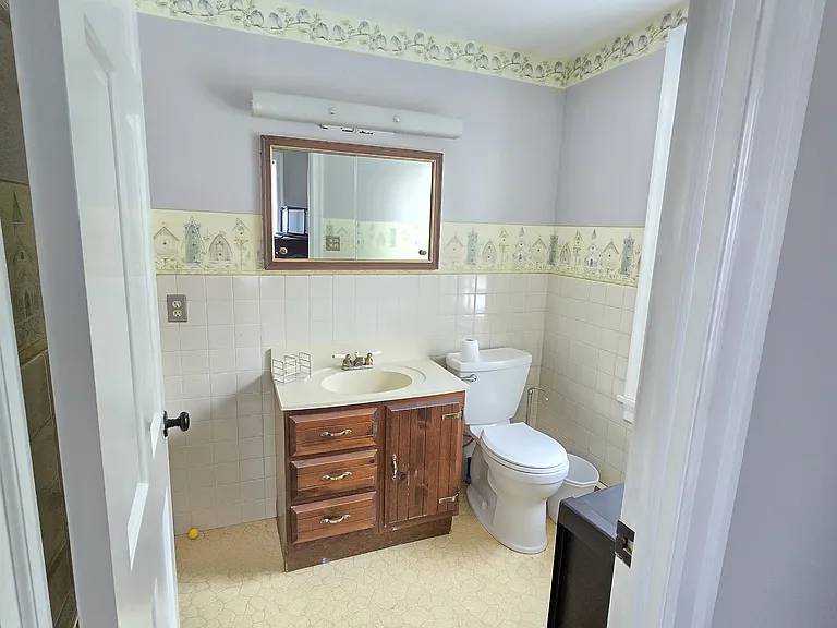 1555 Morris Rd — Photo 4