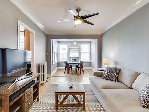 5th image of 1304 W Waveland Ave #1W