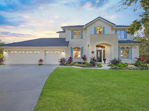 1237 Darlington Oak Cir NE, Saint Petersburg, FL 33703