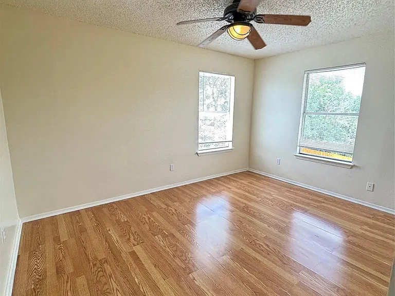 12309 Tipperary Cv — Photo 18