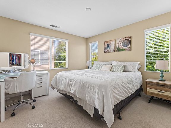 5th image of 30 Eagles Nest Dr
