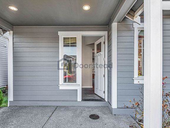 3rd image of 17410 26th Ave E