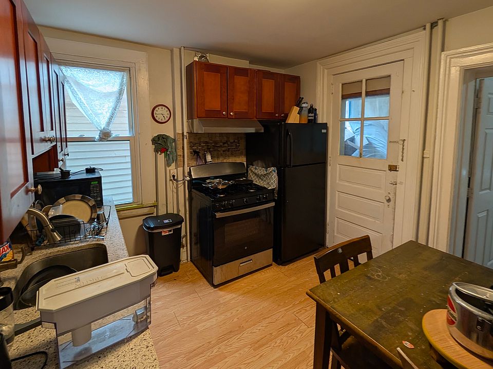 1st image of 2205-22 22nd St #15