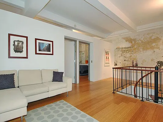 Sold by Sotheby's International Realty | media 25