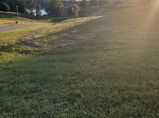 4152 Harbor View Dr, Morristown, TN 37814