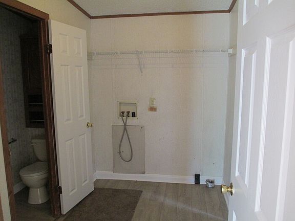 2nd image of 102 Thomas Jefferson Dr