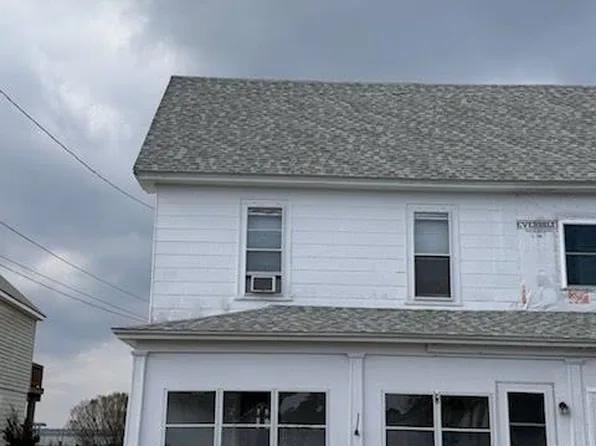 3639 Main St, Chincoteague Island, VA 23336