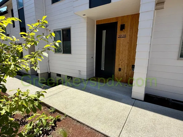3928 SE Gladstone St, Portland, OR 97202
