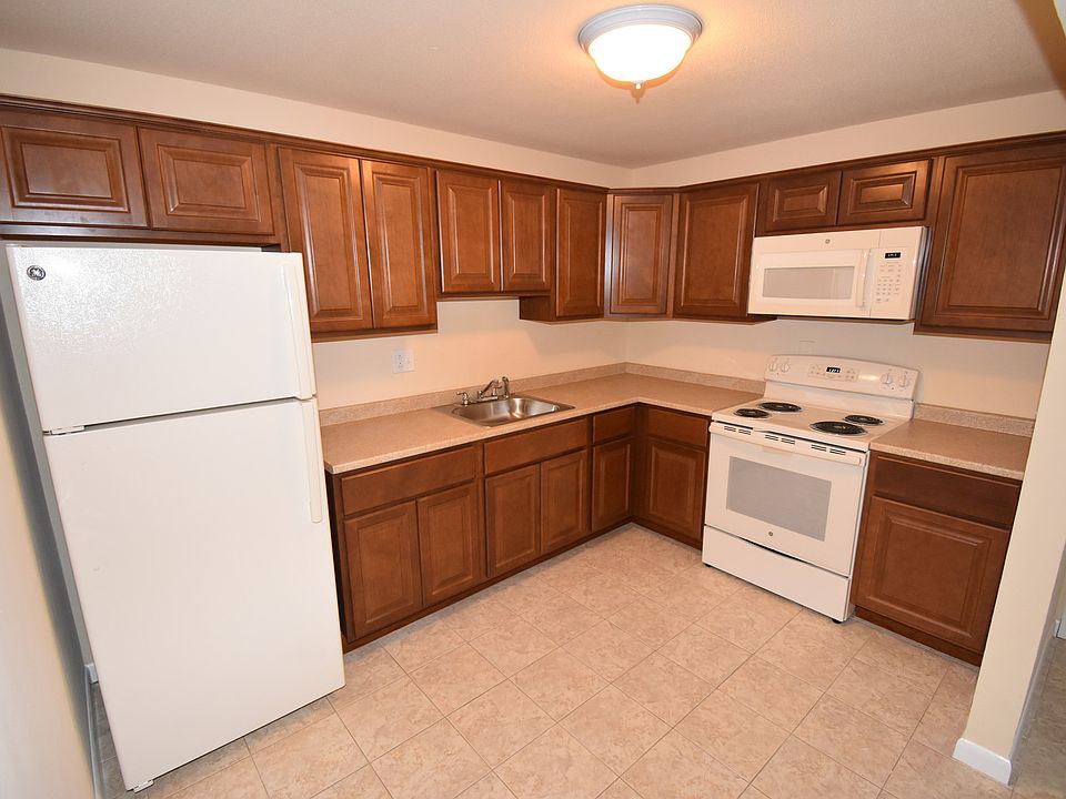 1st image of 117 North St APT 8C