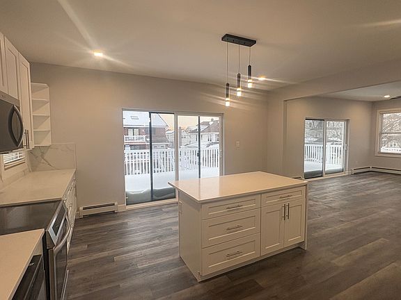 4th image of 164 Beach 124th St #2