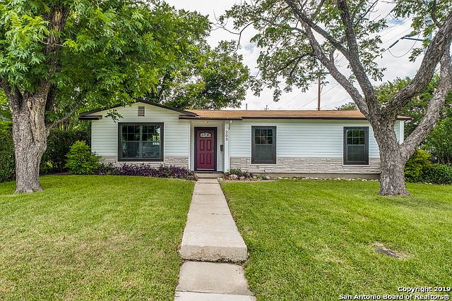 1st image of 203 Redrock Dr