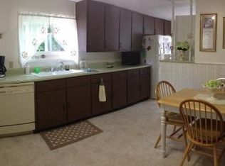 415 McMillan St, Marquette, MI 49855